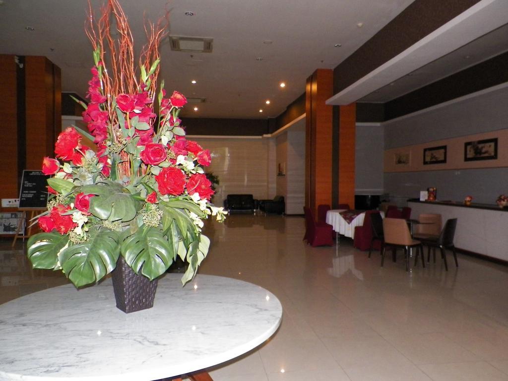 Lampion Hotel Solo Екстер'єр фото