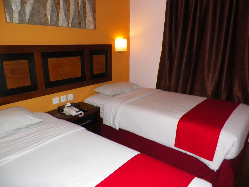 Lampion Hotel Solo Екстер'єр фото